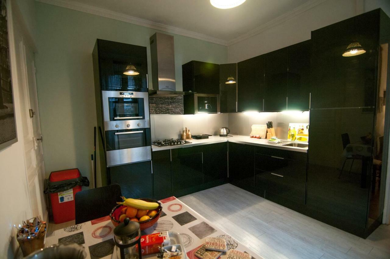 Appartements Ria Sirach Eksteriør billede
